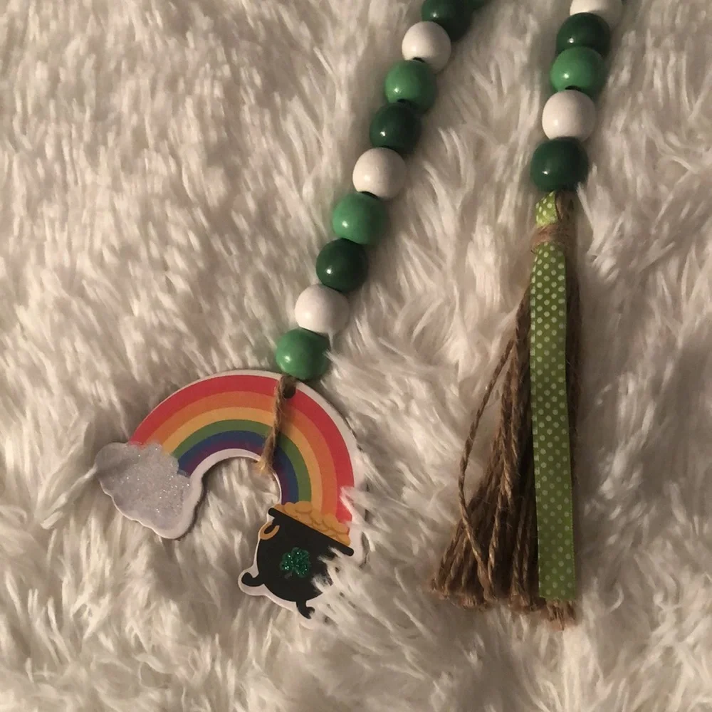 🍀 Saint Patrick’s Day Wooden Bead Garland Rainbow 🌈 Shamrock 🍀 Leprechaun